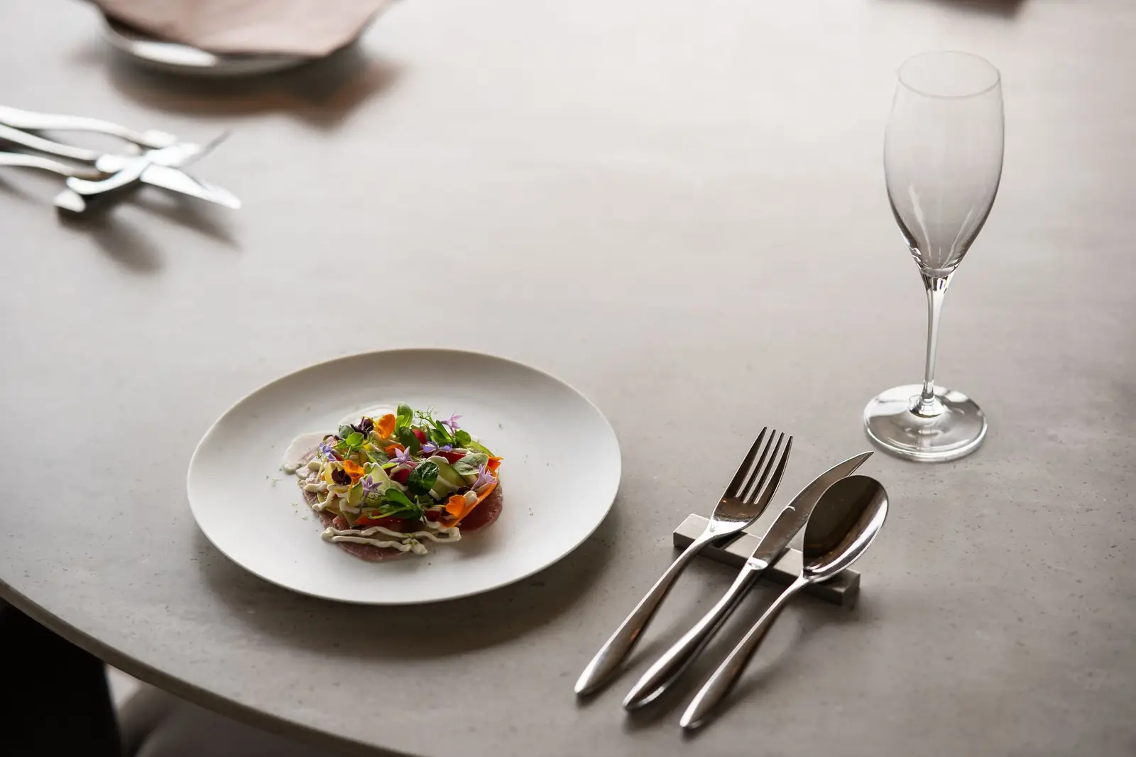 Fine dining at Taveliroyal Hotel