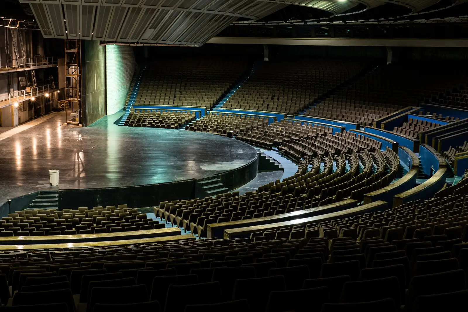 Entertainment venue at Taveliroyal Hotel
